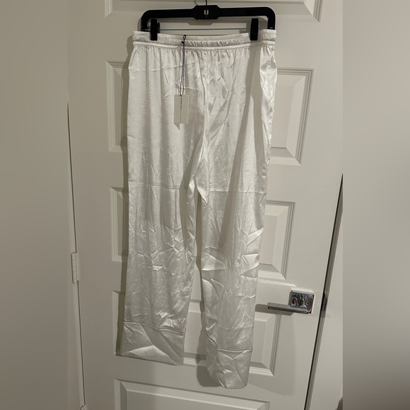 Danielle Frankel Lounge Camisole & Pant Set - Picture 10 of 11